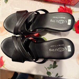 Women's Black Strappy Sandals